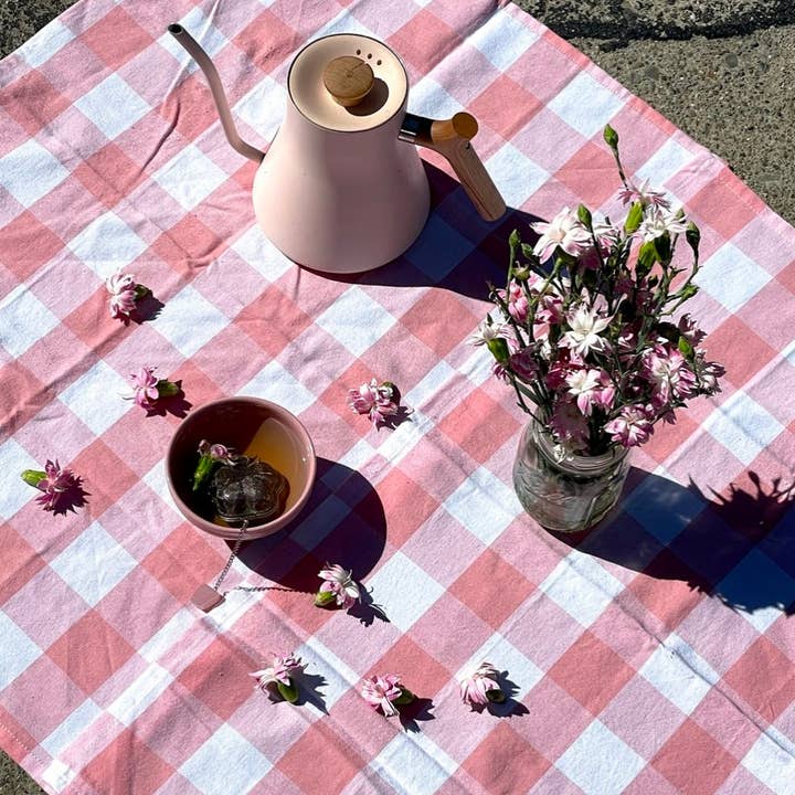 Divine Balance Co. - Wholesale Tea Strainer/Infuser - Daisy Crystal Tea Infuser8