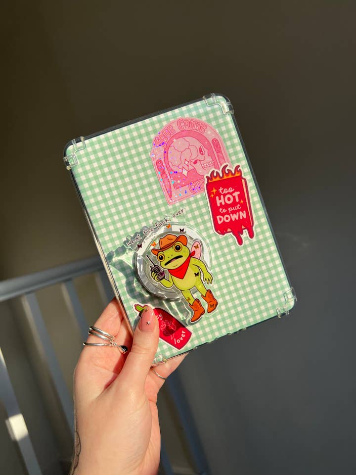 Qué demonios, encima - Divertido agarre de rana hada para kindle y teléfono para venta al por mayor de Sacred Hart Co