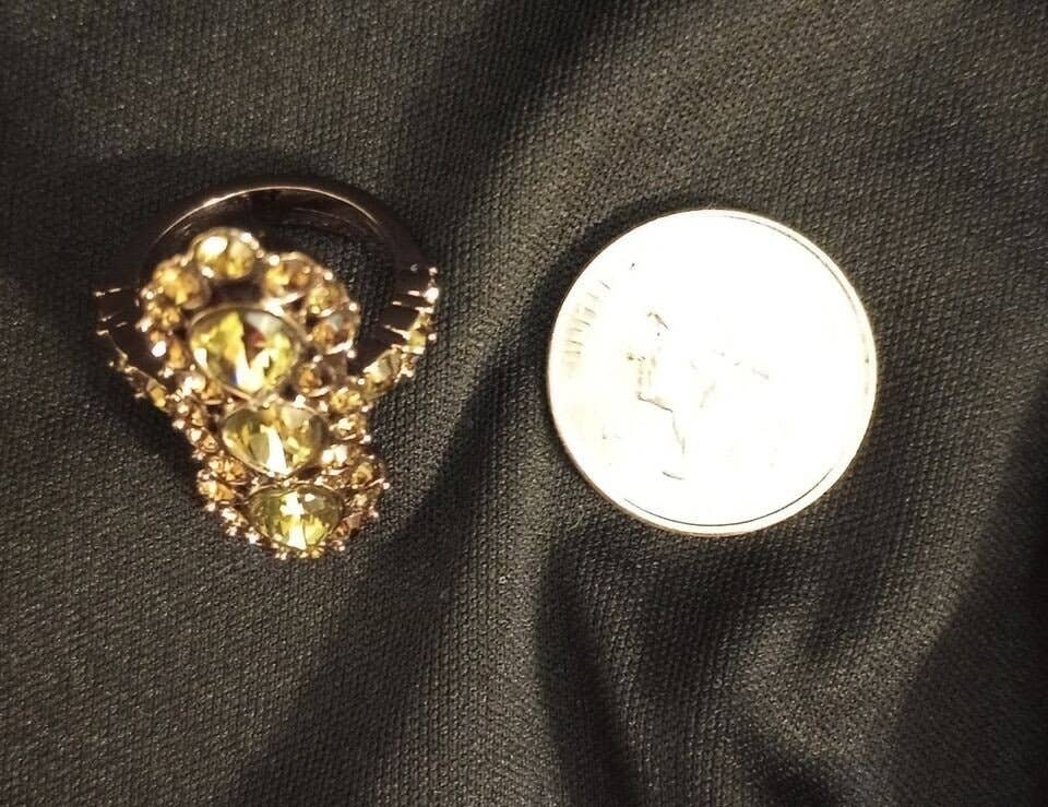 Wilde Aesthetics - Venta al por mayor Anillos grandes/de cóctel - Anillo de diseñador Givenchy Art Nouveau Vintage Cristal3