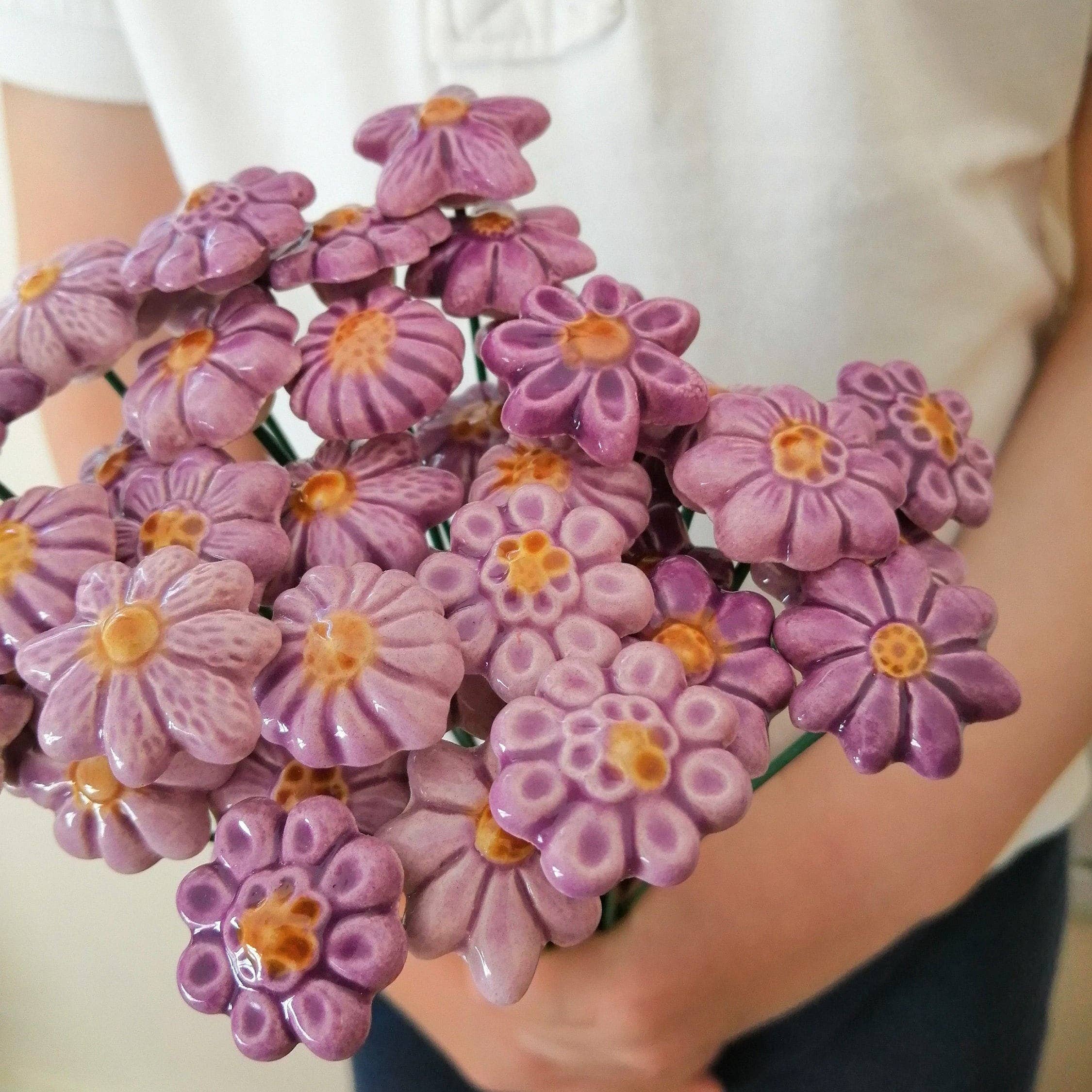 FlowerDropsArt - Vendita all'ingrosso Fiori finti - Fiori in ceramica mini, decorazione per giardino fatato2