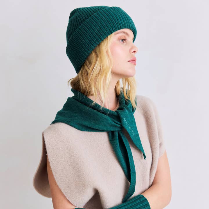 ARCTIC FOX & CO. - Wholesale Scarf - Women's - Merino Wool Triangle Scarf - Alpine Fern - AW255