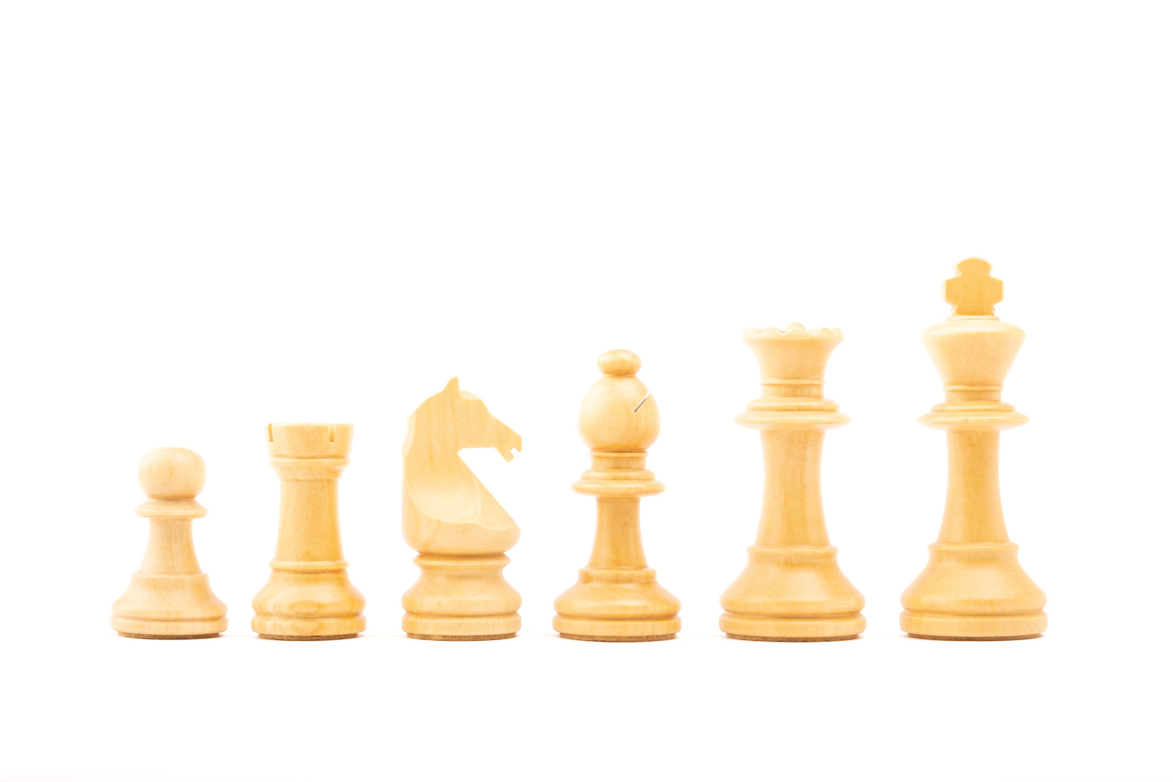 MORA CHESS – Großhandel Brettspiele – Staunton Europa Nr. 5 Schachfiguren – Mahagoni4