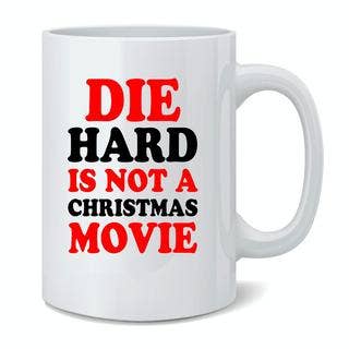 Gotham Gifts – Caneca por atacado – Caneca de Café Die Hard Não É Um Filme de Natal Funny 11oz2