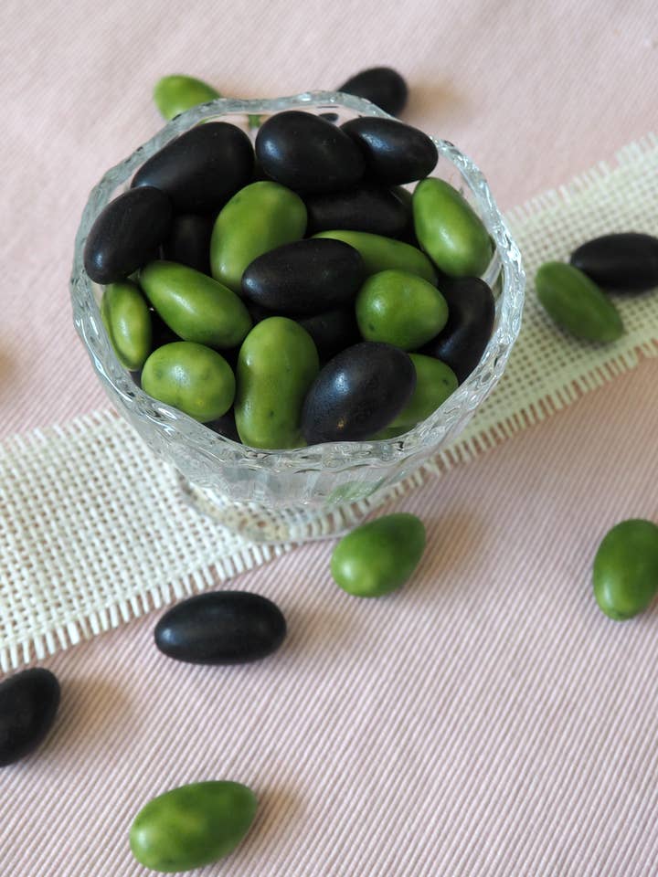 Provençal olive duo almonds - bulk - organic for wholesale by La confiserie d'antan 100%bio