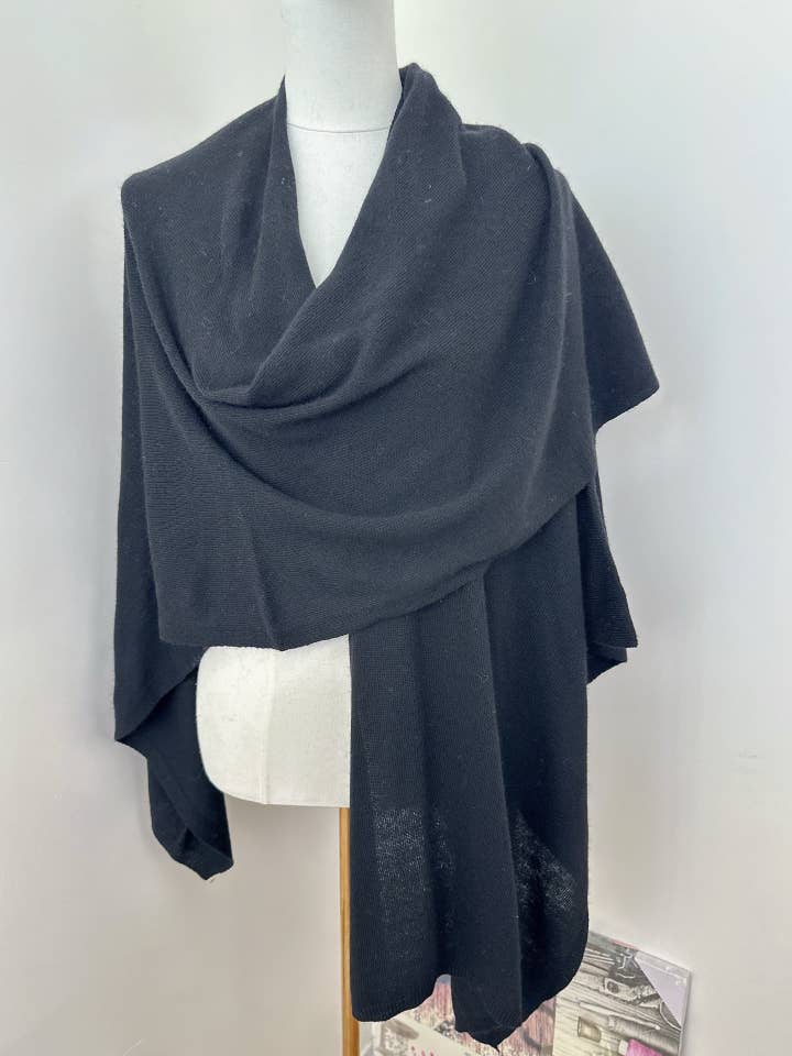 Orice - Wholesale Poncho – Women's - One-size knit poncho cape - Orice10