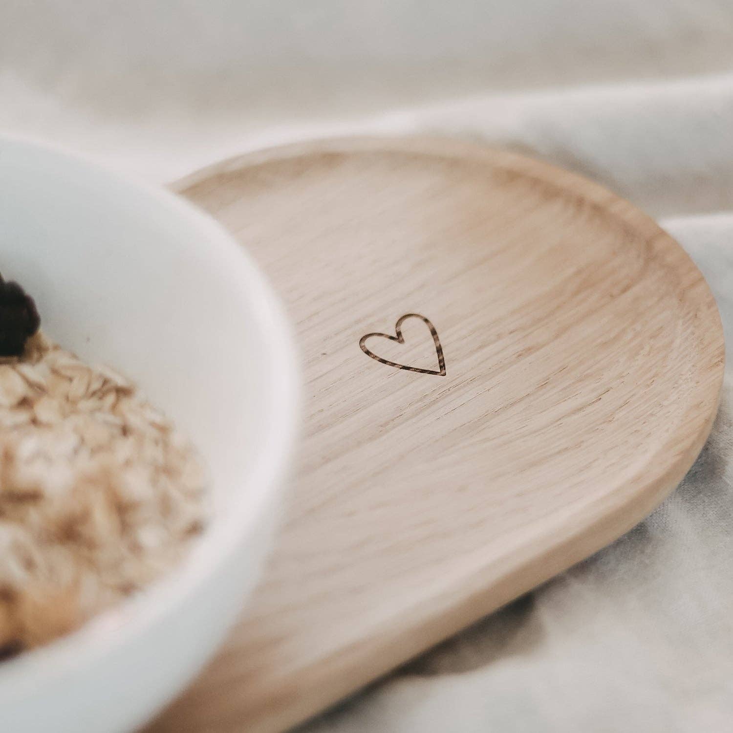 Eulenschnitt - Wholesale Serving Tray - Oak Heart Tray (PU = 3 pcs)2