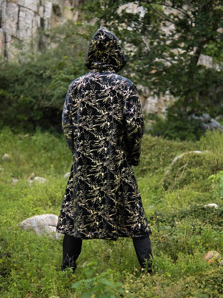 StandAwt - Wholesale Costume – Men's - Reversible Wizard Robe2