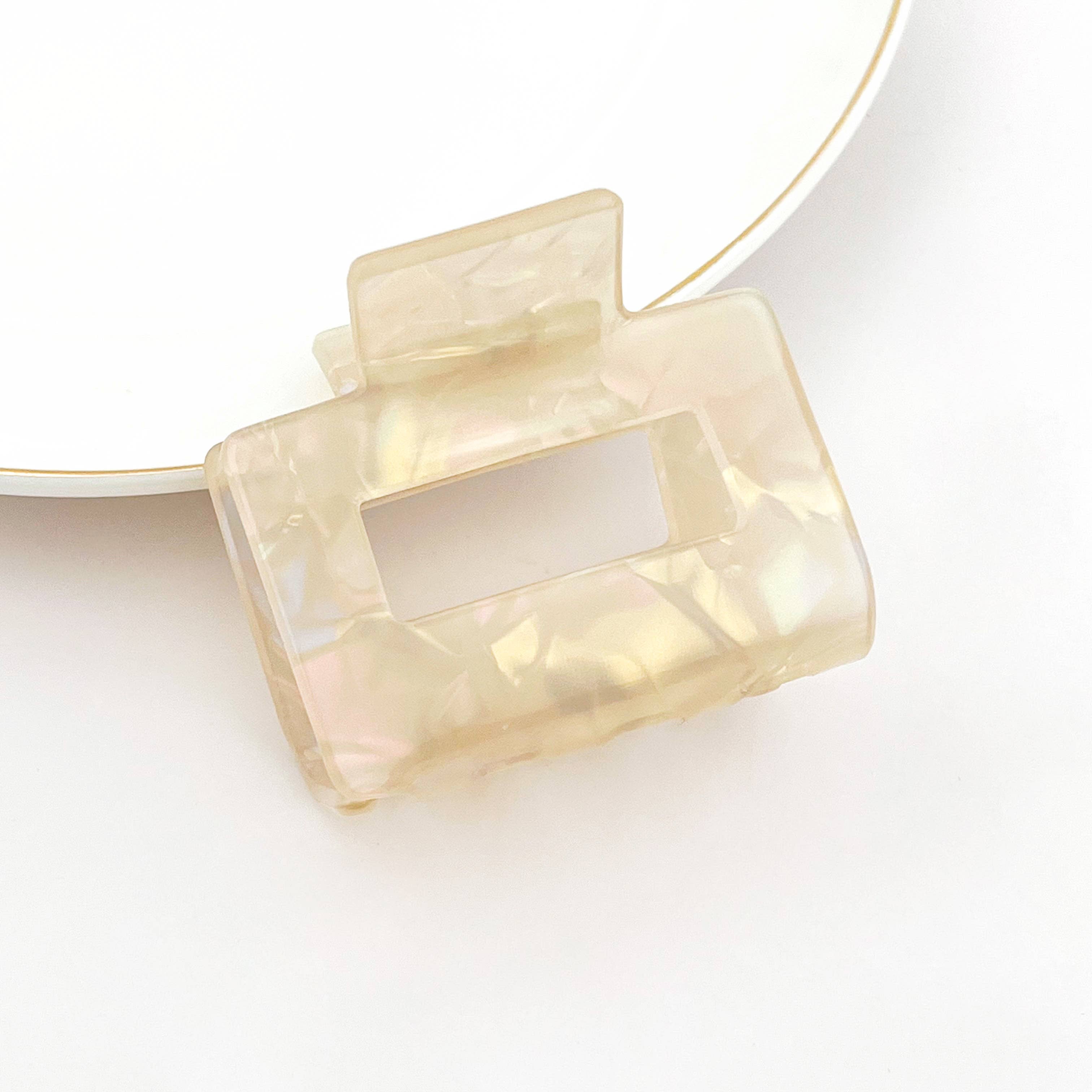 mildstyles - Vendita all'ingrosso Fermaglio per capelli - Donna - Clip a artiglio quadrato medio cavo – Stile geometrico moderno10