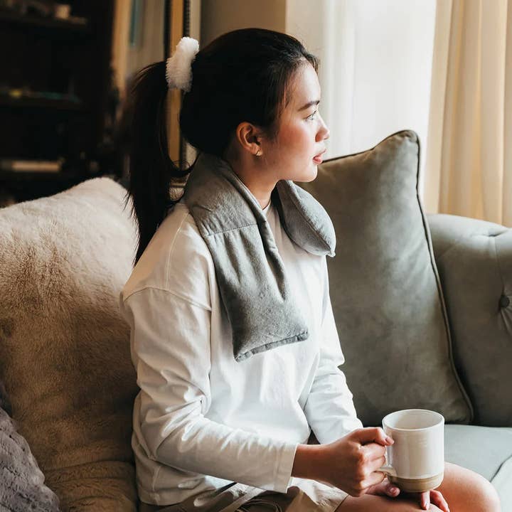 Giften Market - Wholesale Hot/Cold Compress - Cozy Fleece Neck Wrap - Gray - Heat Therapy Pack - Get Well1