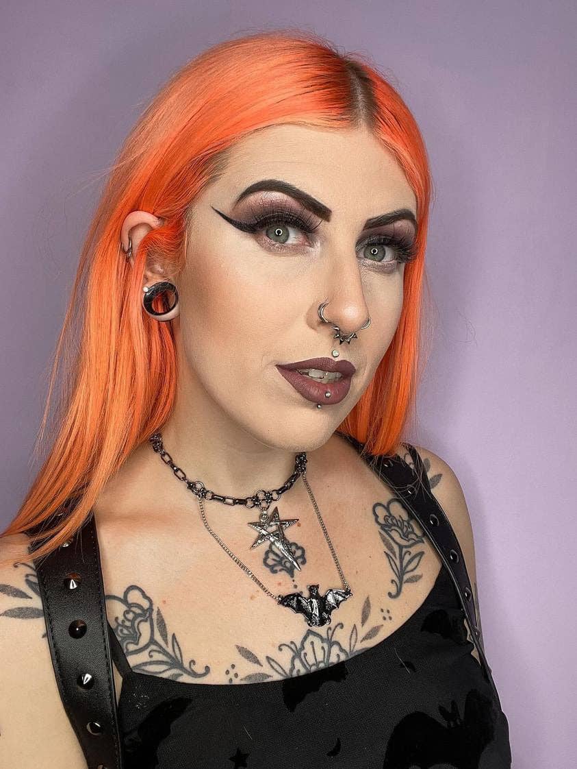 Pamela Mann – wholesale Pendant/charm necklace – Two Row Bat Collar1