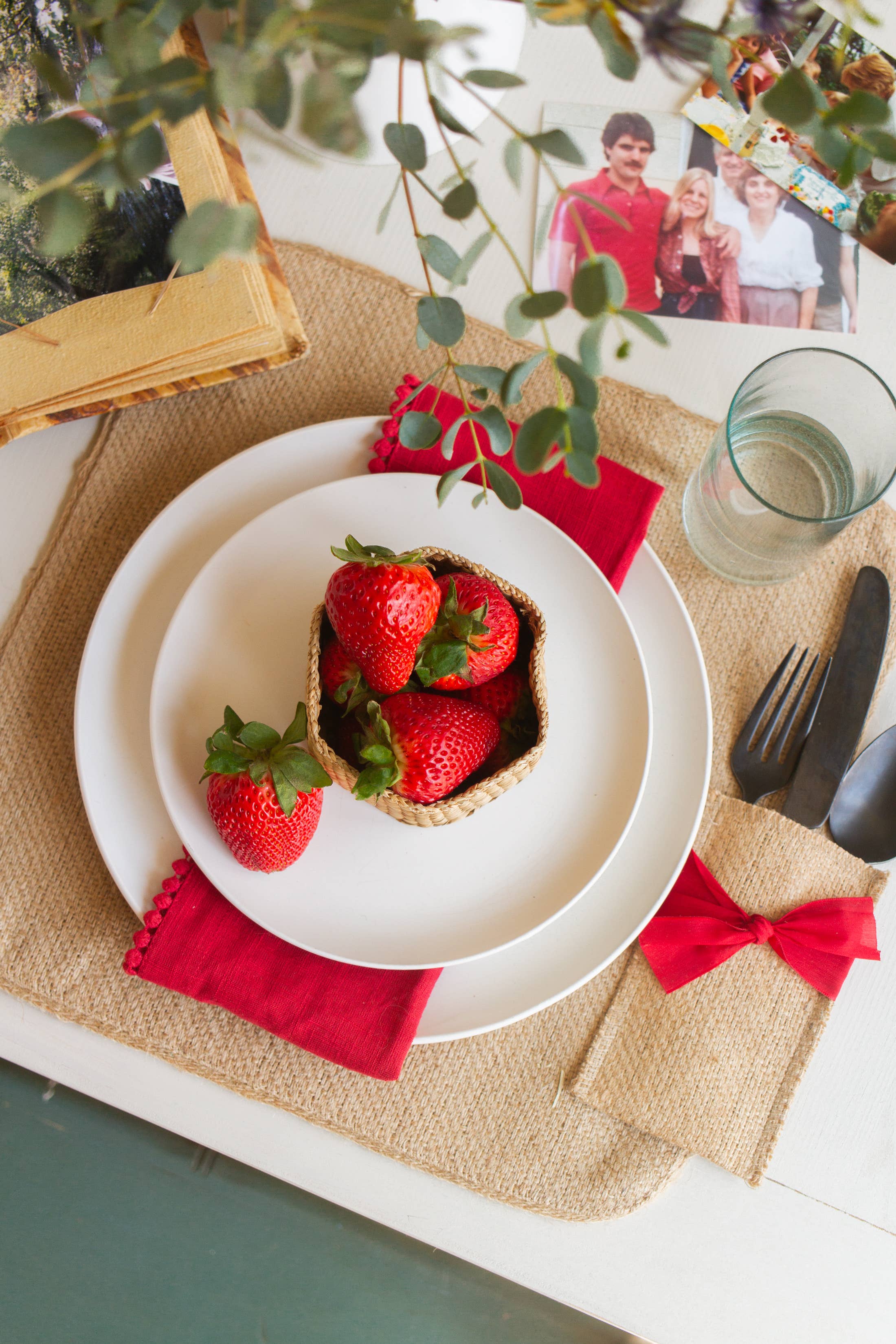 Cutlery Couture - Wholesale Dinner & Cloth Napkin - Cotton Lace Trimmed Cloth Napkin - Red - Set of 44