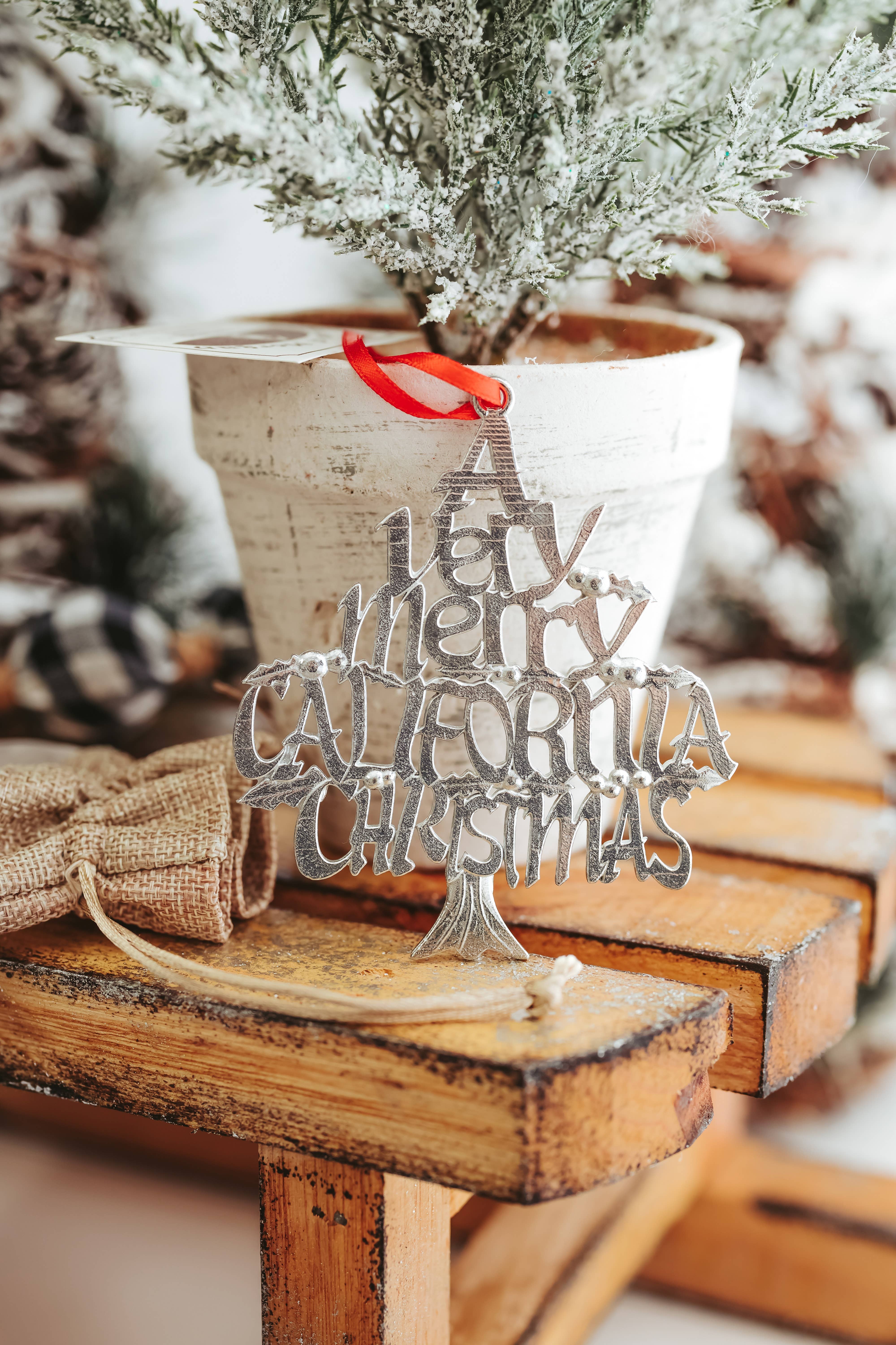 House of Morgan Pewter - Vendita all'ingrosso Decorazione - Un Ornamento di Natale Molto Allegro - Stati e Città27