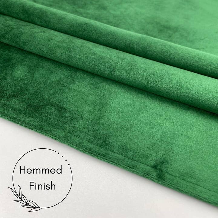 YOUR CHAIR COVERS - Wholesale Dinner & Cloth Napkin - 10 Pack 20 Inch Velvet Cloth Napkins Emerald Green3