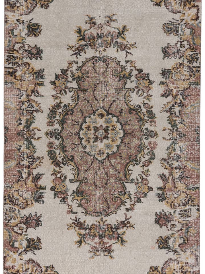 Jack - 4'6" x 9'2" for wholesale by Biev