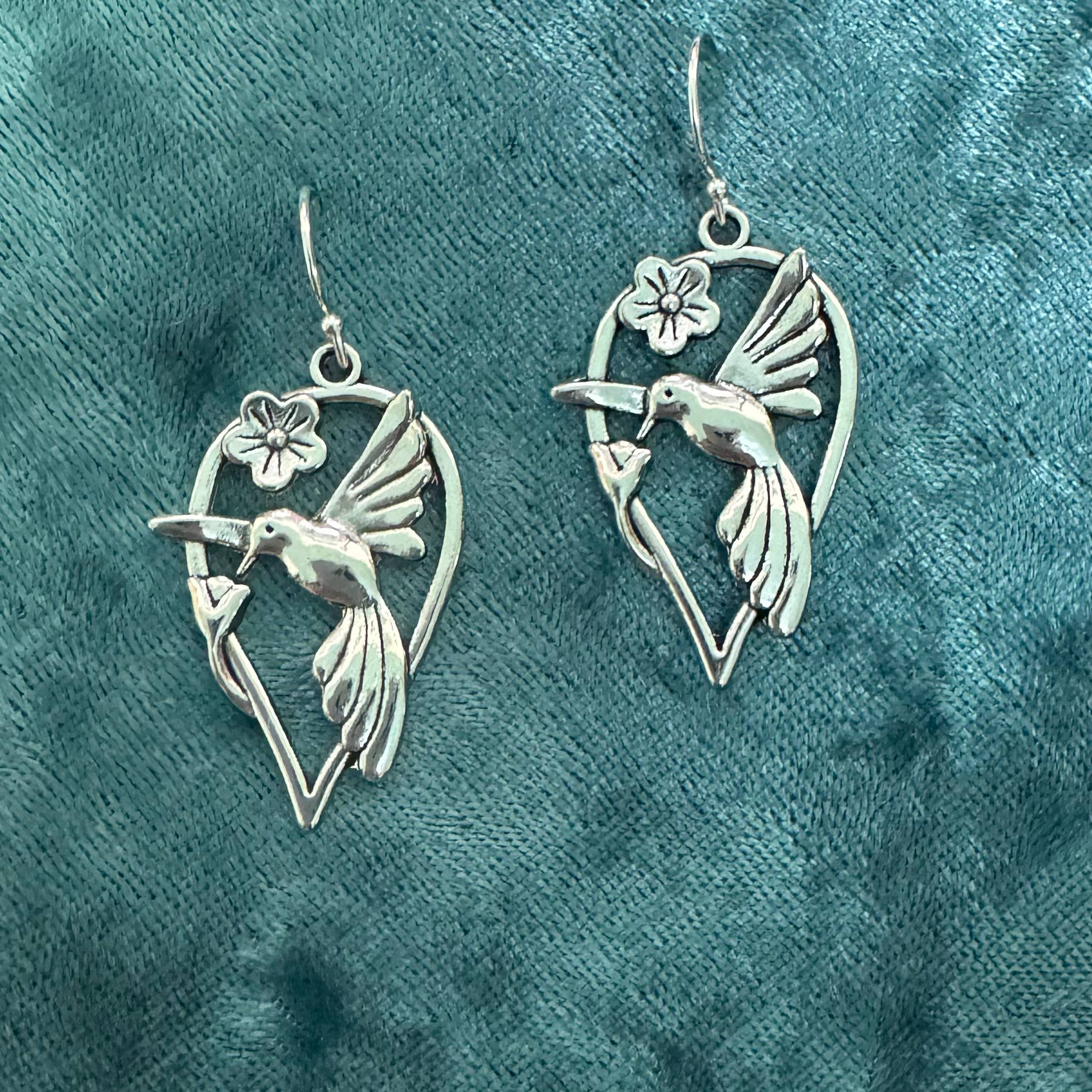 Elizabeth Jewelry - Wholesale Dangle Earrings - Silver hummingbird drop earring0