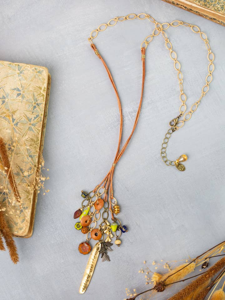 Colar de Declaração com Conchas de Azulejo 24-26", Vidro Checo por atacado de Anne Vaughan Designs Jewelry