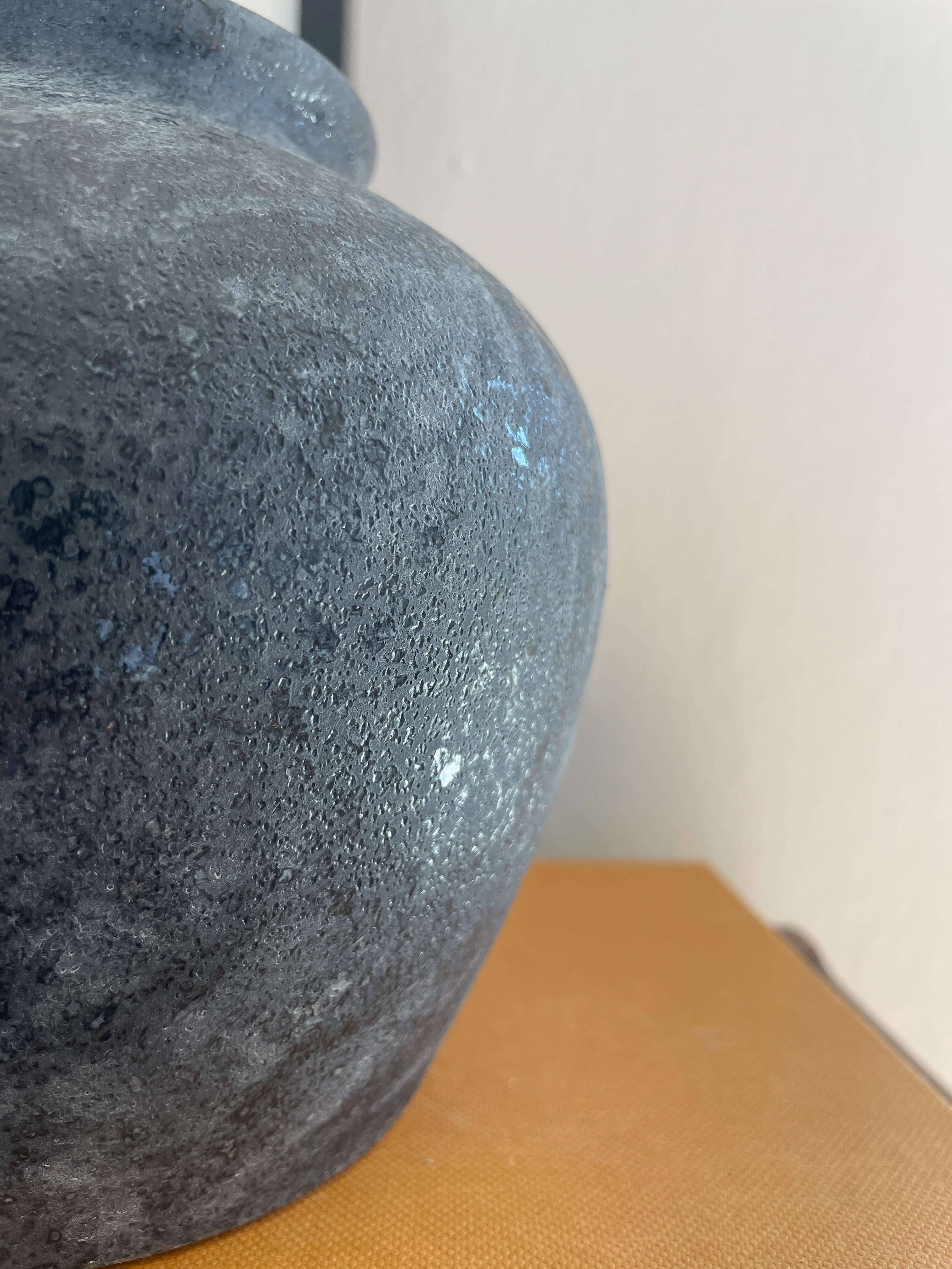 Hycroft Home Decor - Vente Vases - Vase en céramique de style vintage Athena, décoration intérieure haut de gamme6