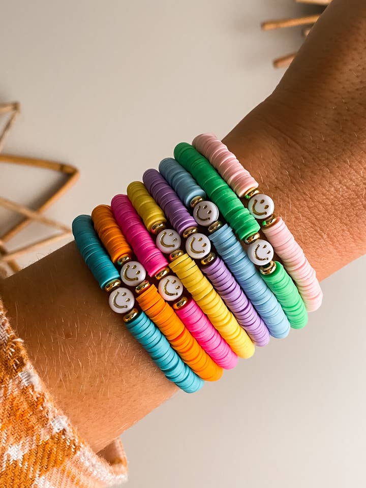 SMILEY FACE HEISHI BRACELET for wholesale by LOLA MAGNOLIA