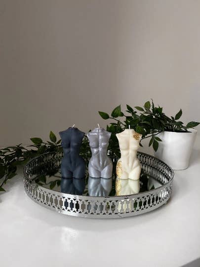 Bougie Naked pour la vente par Thebeautyloftuk