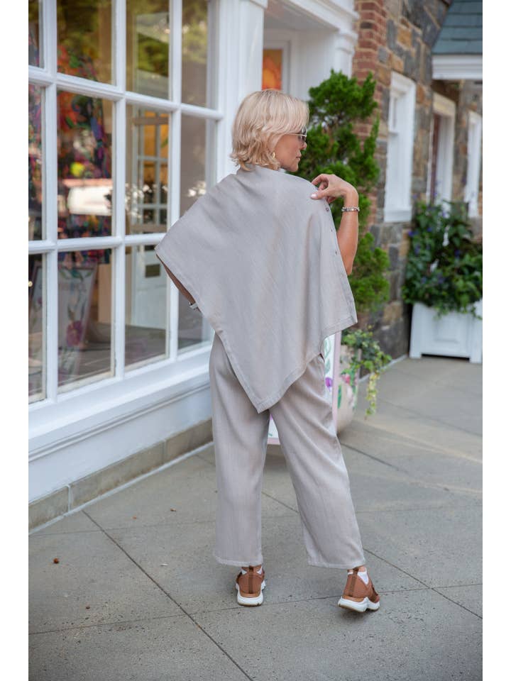 VIKOLINO - Wholesale Poncho - Women's - Merino Wool Poncho 3