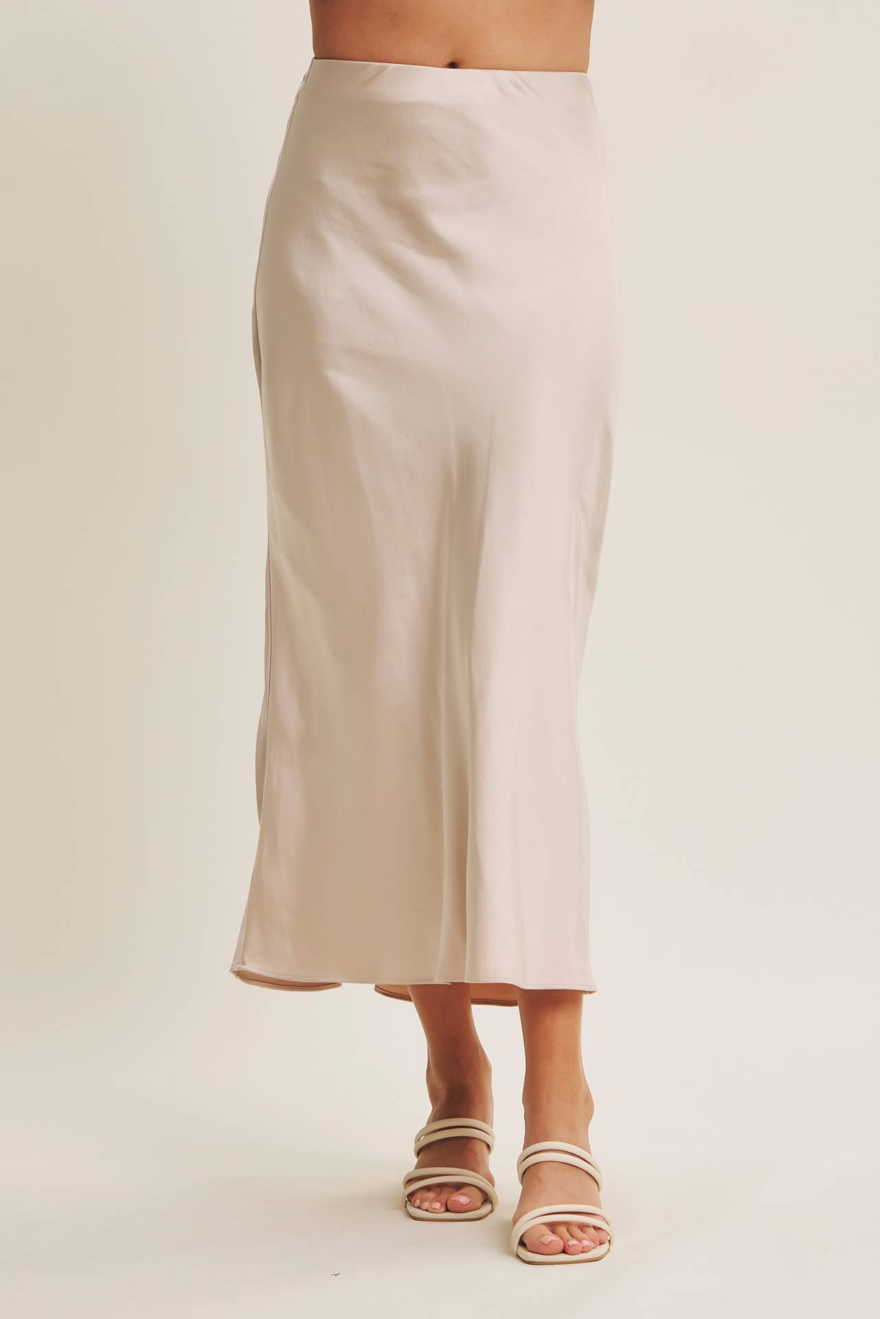 in february - Venta al por mayor Falda - Mujer - Falda maxi de satén grueso y sedoso de corte al bies de alta calidad41