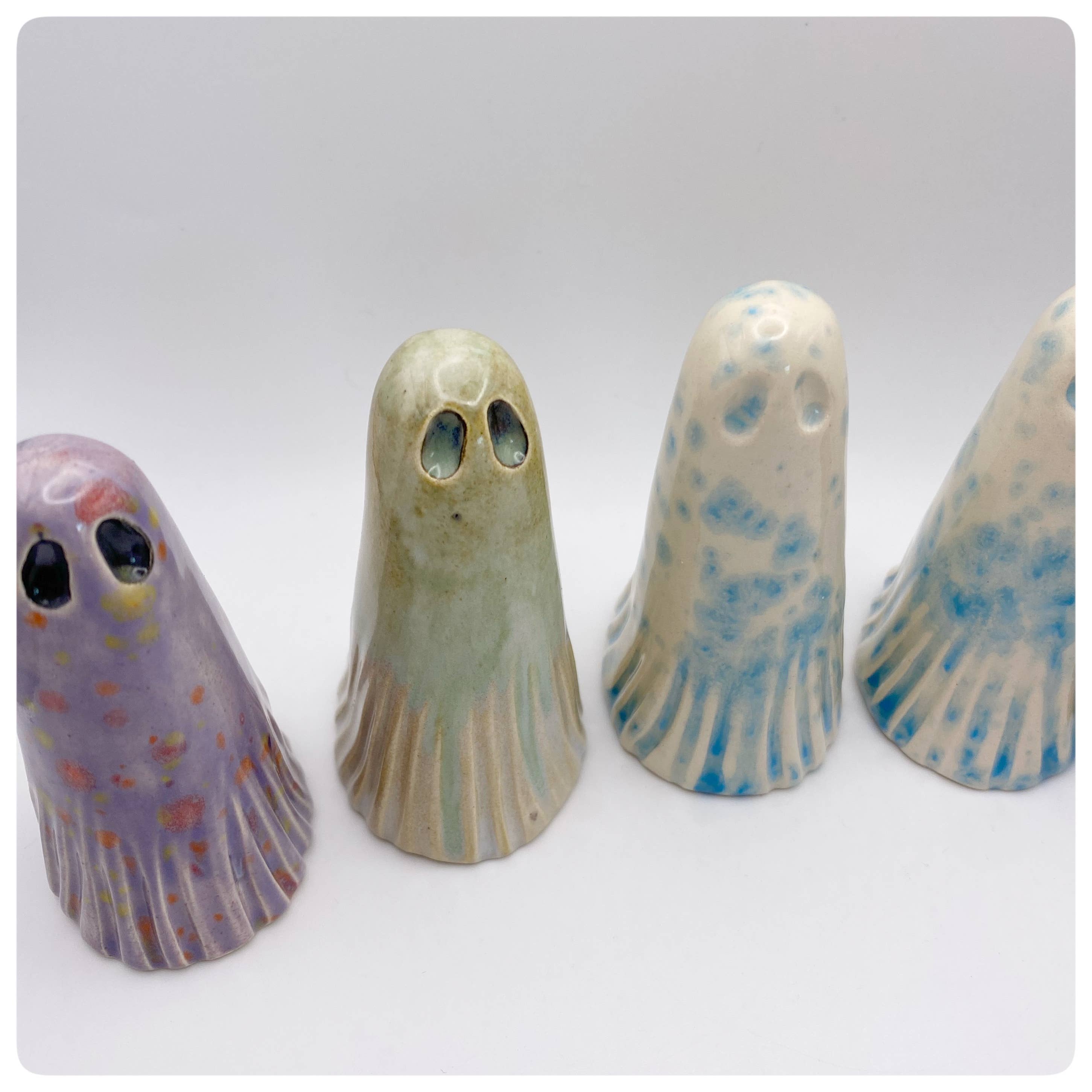 The Spookarium – wholesale Decorative figurine – The Spookarium, Handmade Ceramic Ghosts 1