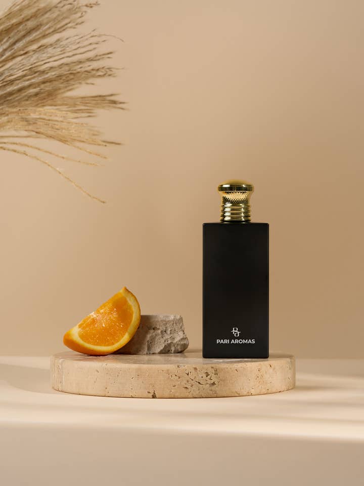 Neroli Cedarwood Saffron Room & Linen Spray 100ml for wholesale by PARI AROMAS