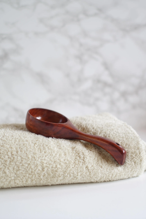 So At Nature – wholesale Laundry detergent powder/pods – Wooden Laundry Powder Scoop4