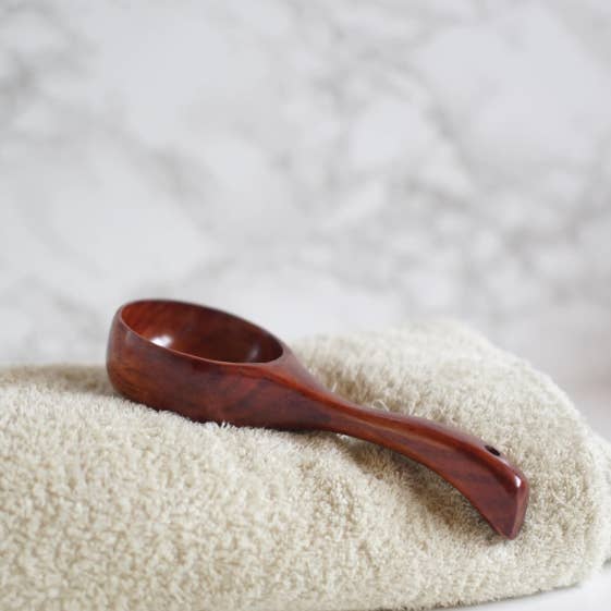 So At Nature – wholesale Laundry detergent powder/pods – Wooden Laundry Powder Scoop4