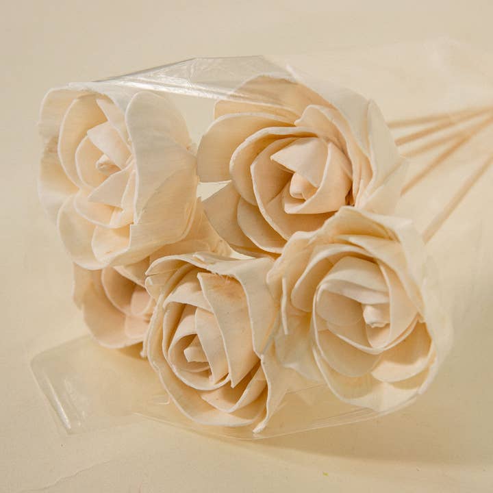 Natural Small Bouquets - Dear Holly Raw for wholesale by Sola Wood Flowers