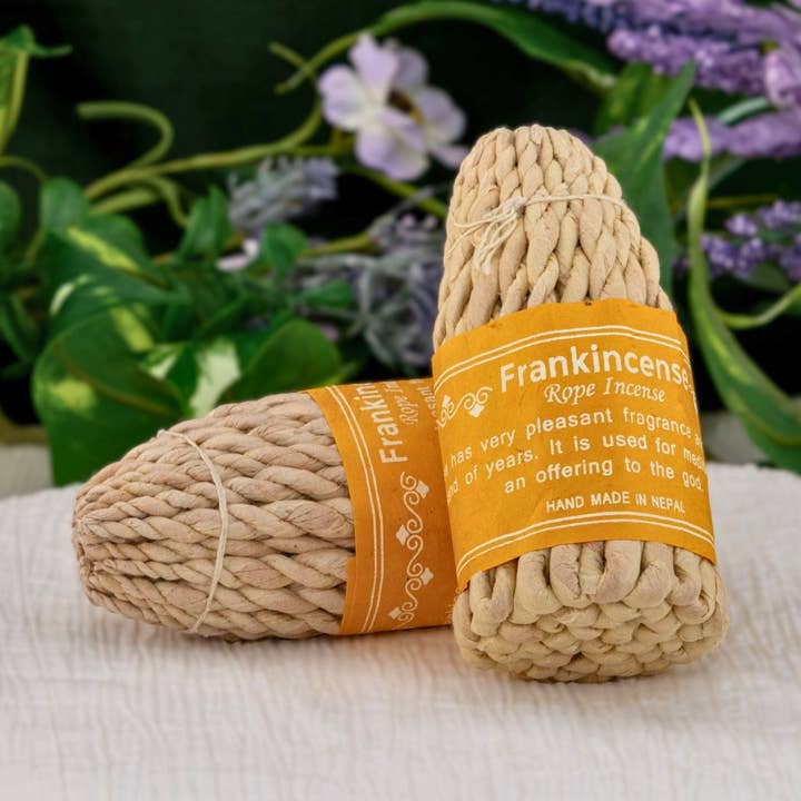 Encens à la corde à encens. pour la vente par Down To Earth