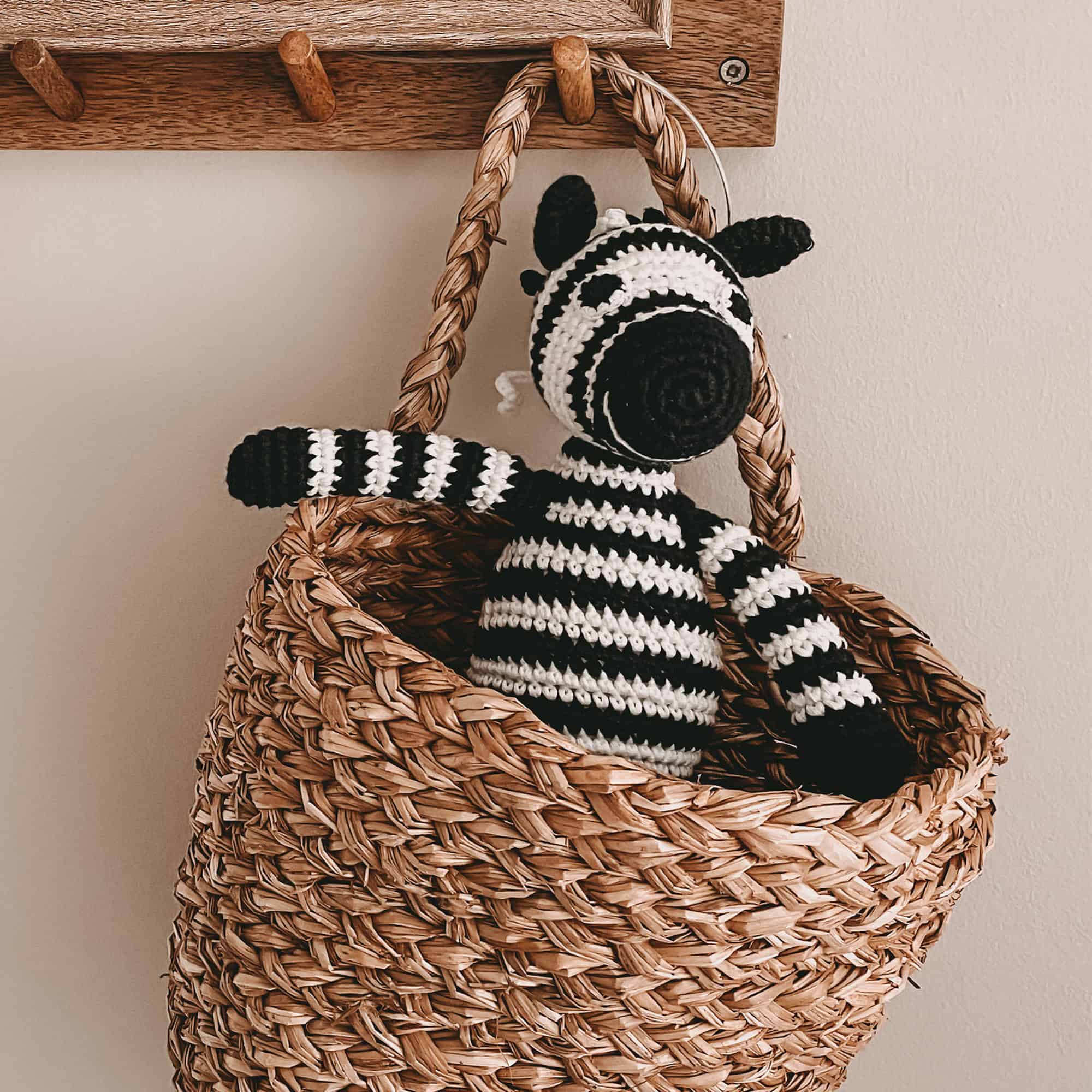 SindiBaba - Wholesale Stuffed/Plush Toy - Kids & Baby - crocheted cuddly toy zebra STRIPEY4