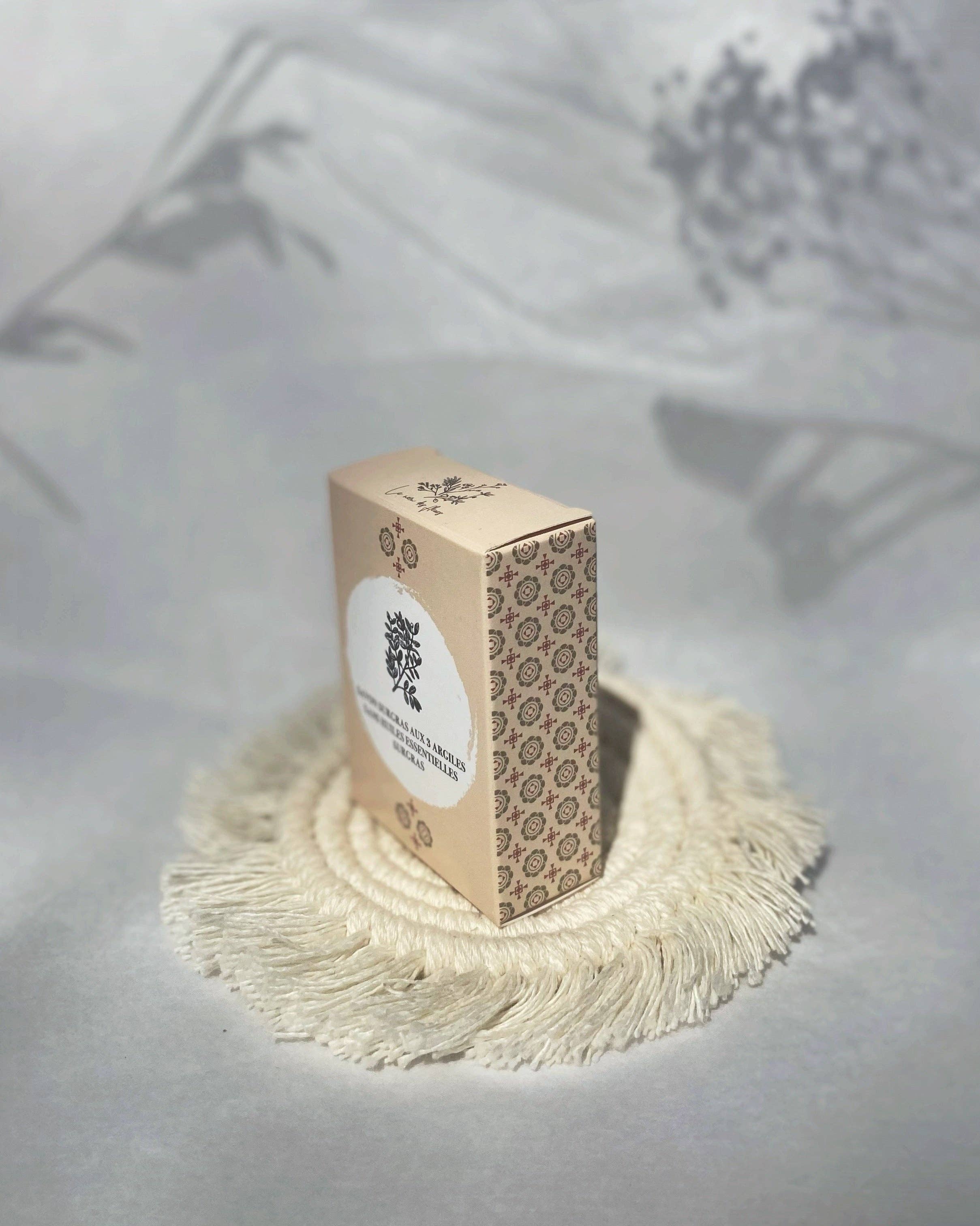 Le nom des fleurs - Wholesale Bar Soap - Surgras soap with 3 clays1