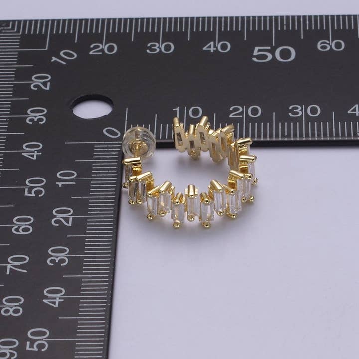 Aim Eternal – wholesale Hoop-örhängen – 14K guldfyllda hoop-örhängen med baguette-CZ-diamanter, kraftiga statement-örhängen T-3603