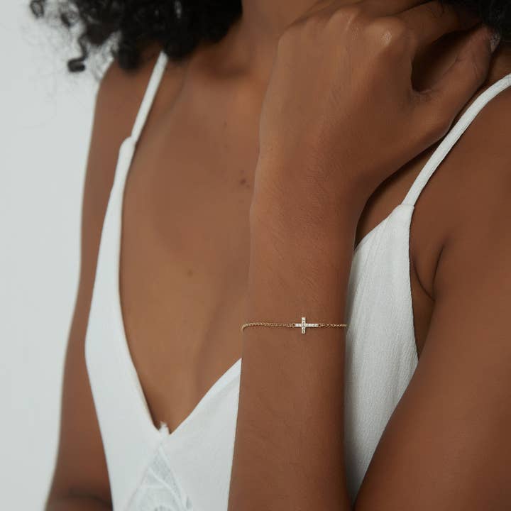 Perimade & Co. LLC - Wholesale Charm/Dangle Bracelet - Dainty Gold Cross Charm Bracelet in 925 Sterling Silver