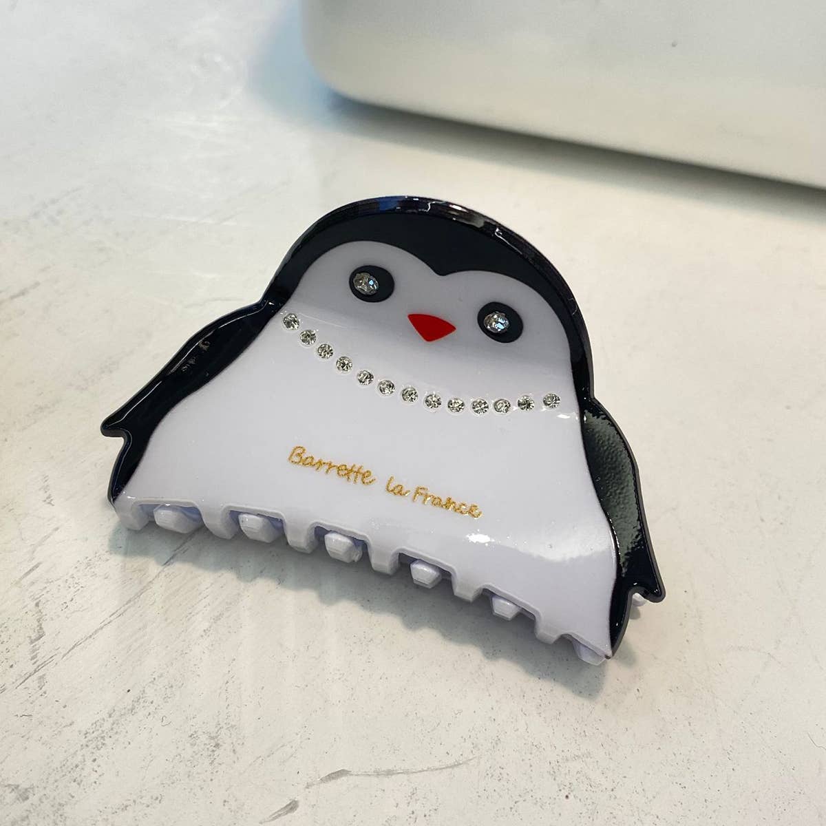 ACCITY - Wholesale Hair Clip - Women's - FASHIONABLE WHITE SWAN ACETIC ACID HAIR CLIP_CWAHA054912