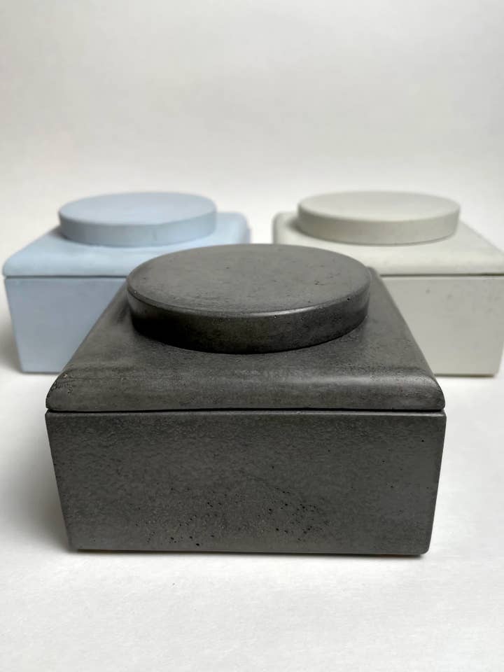 Hålla | Concrete Container for wholesale by Nordic Pine Home