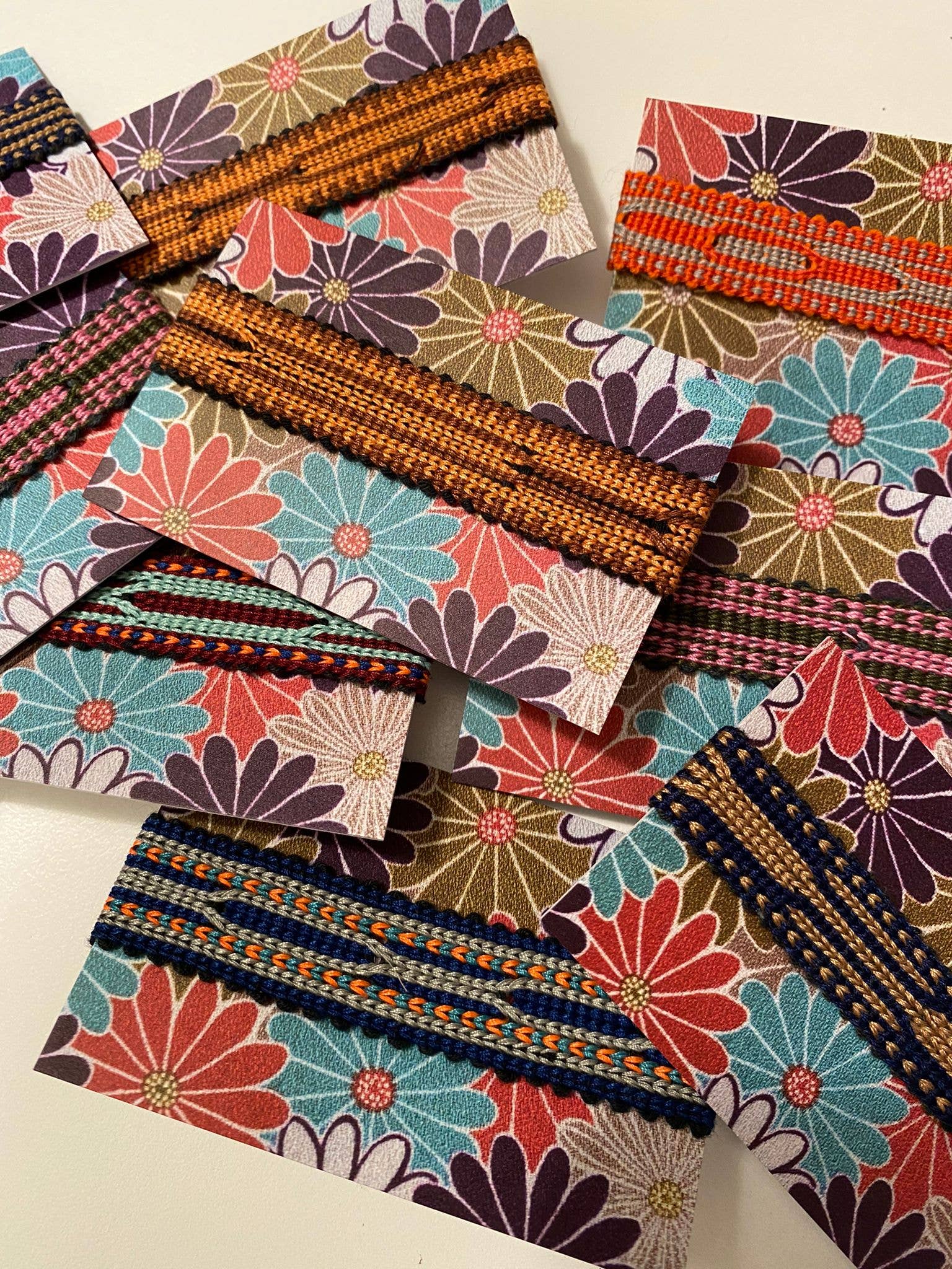 Tezeè – Großhandel Gewebtes/geflochtenes Armband – Ikat-Stoffarmband aus Uzbekistan6