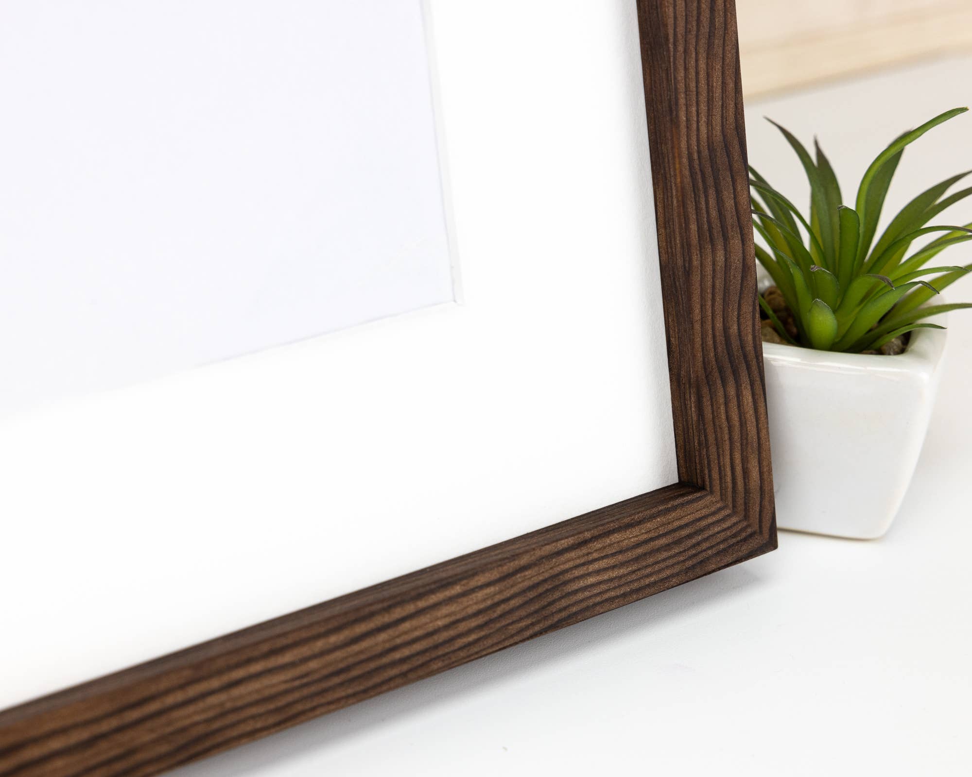 SIA EventFrame – wholesale Bildram – Tunn kant furu lövträ bildram, handgjord mattad ram8