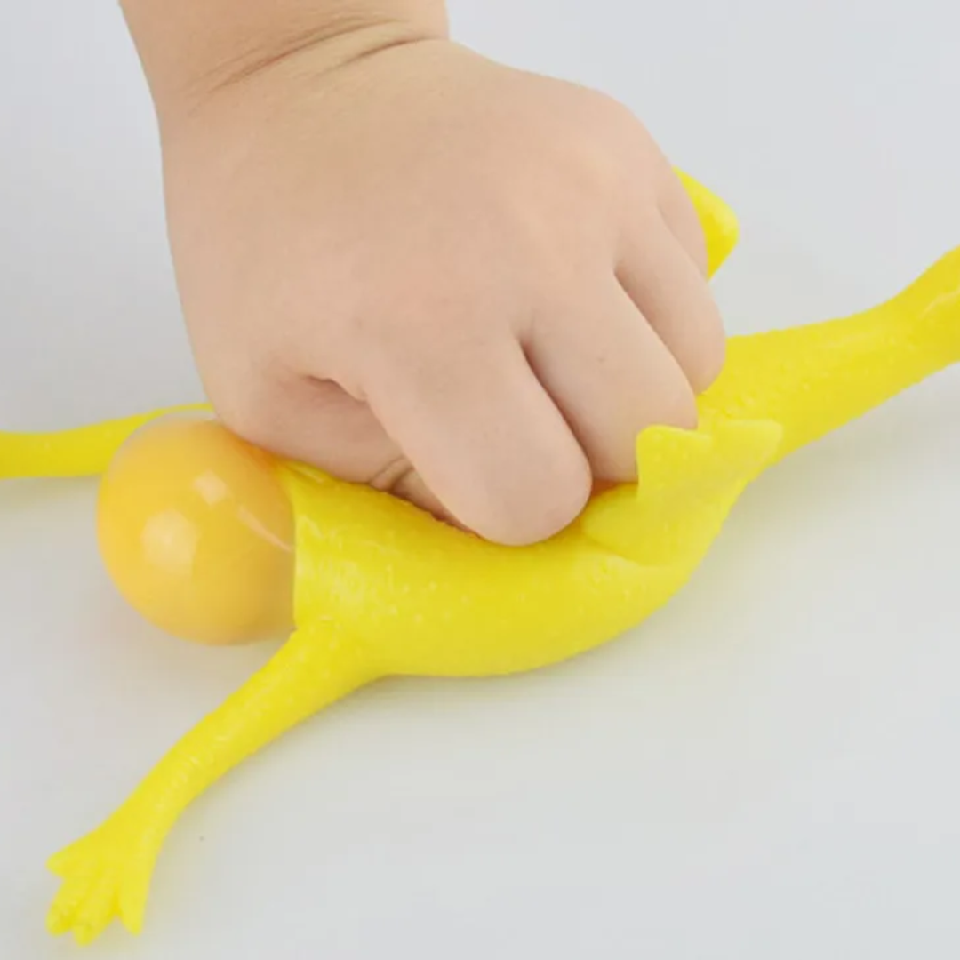 Toyarina – Engroshandel Klemmelegetøj - Børn og baby – Sjovt kylling- og æg-legetøjsornament til børn2