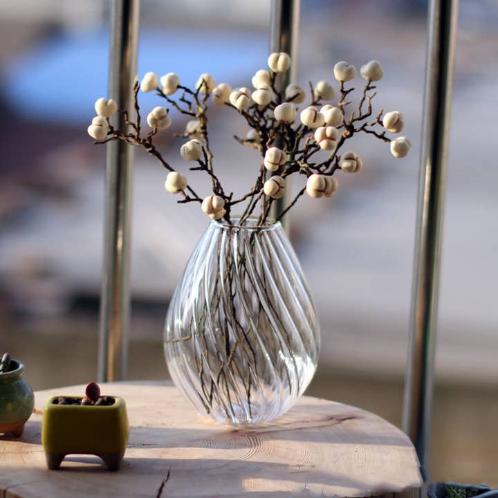 Sweet Home Deco - Wholesale Vase - Twist Ribbed Glass Bud Vases, Table Centerpiece Flower Vase1