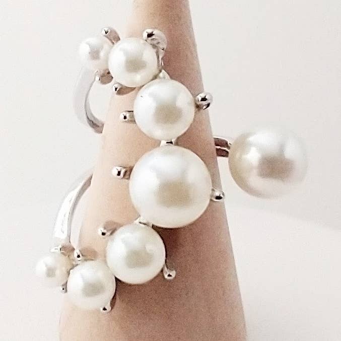 Bague tendance en perles, bague de costume en argent pour la vente par Piccadilly Pendants