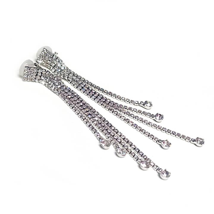 BOUCLE D'OREILLE EN CRISTAL AVEC CLIP EN ARGENT pour la vente par Jacqueline Kent