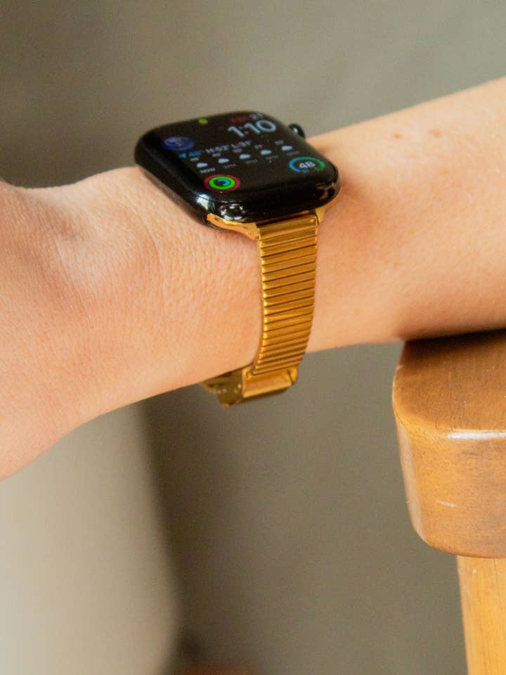 Bracelet de montre Apple à maillons dorés vintage pour la vente par Shop Andi