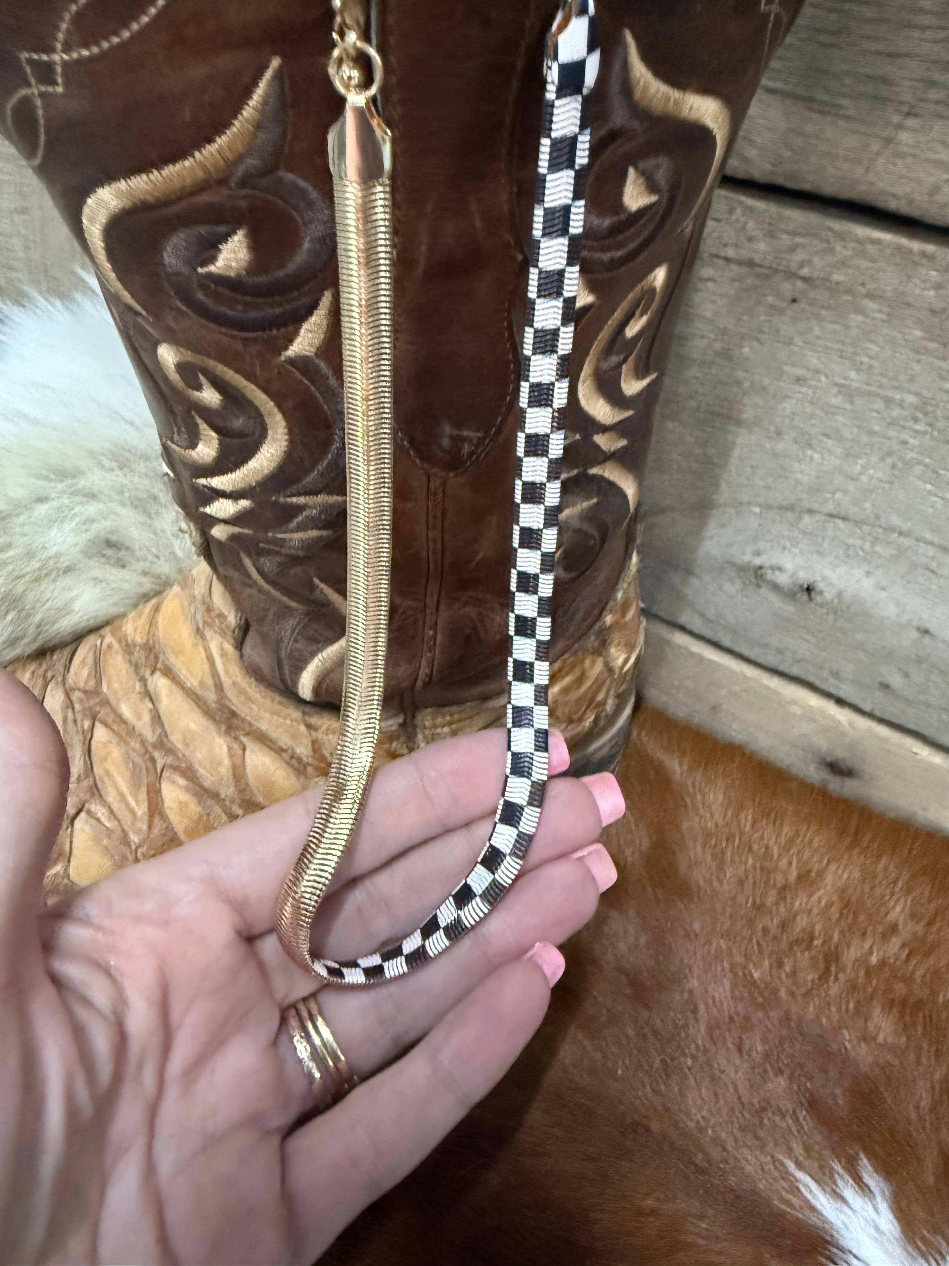 Texas Western Cowhide Bags and More – wholesale Pendant/charm necklace – Checkered Black & White Necklace3