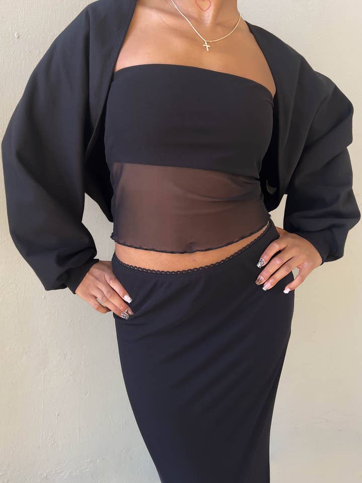 Black Ridge Fleece Shrug for wholesale on Faire