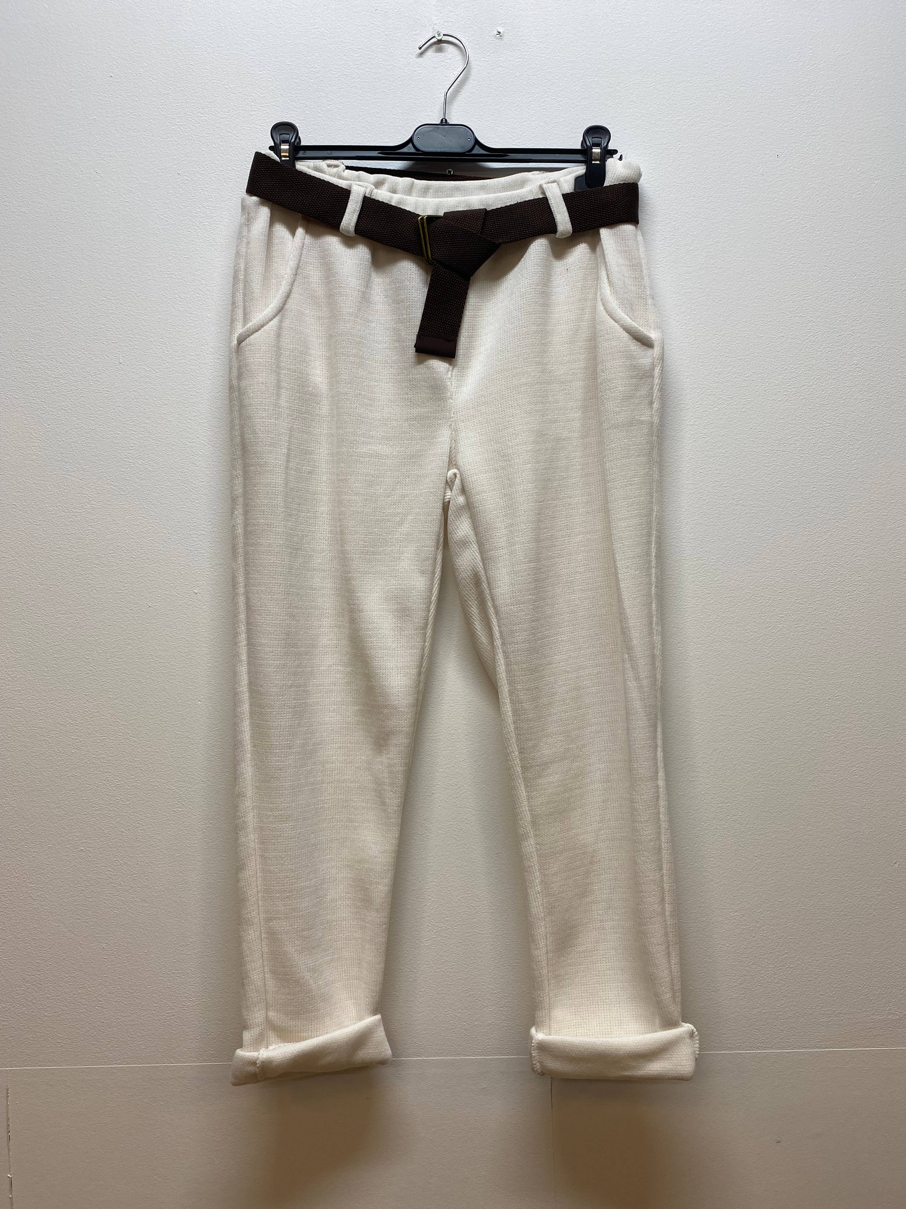 ORNELLA PARIS - Wholesale Pants - Women's - LMM-PT9963 velvet pants with belt

6