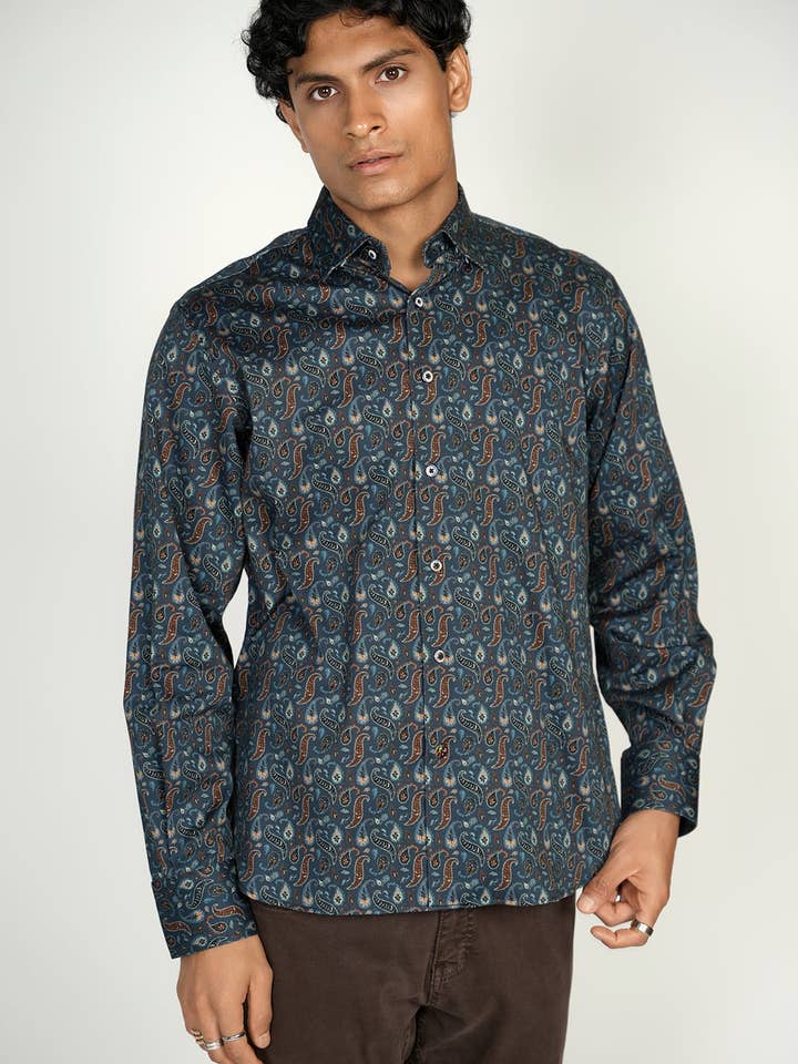 Colección de Firma con Estampado Paisley en Color Verde Azulado para venta al por mayor de Luchiano Visconti