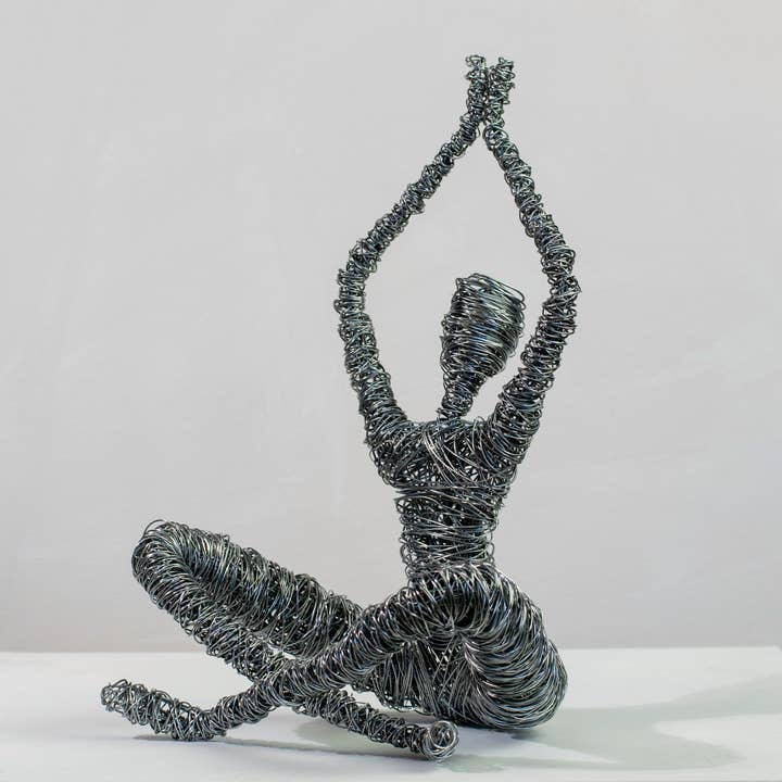 Haritopoulou – Großhandel Skulptur – Yoga, Namaste, handgefertigte Drahtskulptur, Drahtfigur