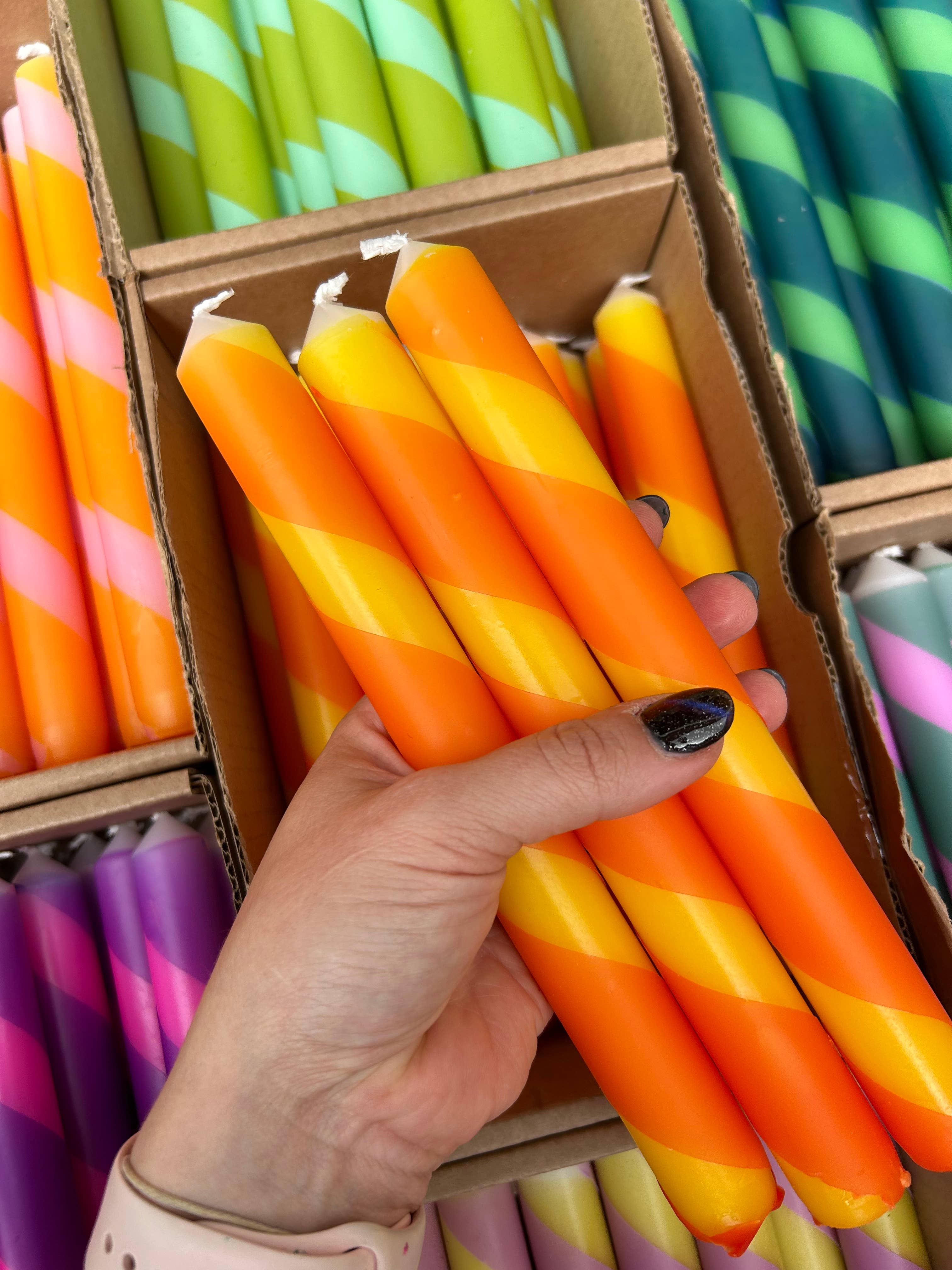 The Colour Emporium – wholesale Tapered candle/candlestick – Twisted stripe Candle individual 16